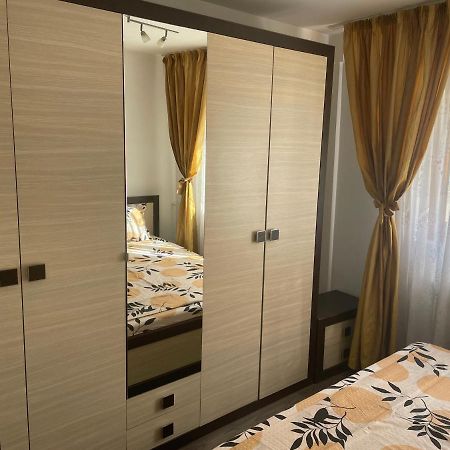 Bucuresti Comfort Apartment Bagian luar foto