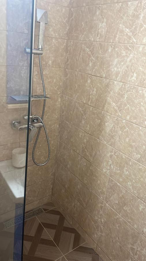 Bucuresti Comfort Apartment Bagian luar foto
